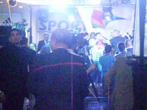 Guarda Yousef Arafat In Arabella Mall - Part 3 su YouTube Guarda Yousef Arafat In Arabella Mall - Part 3 su YouTube