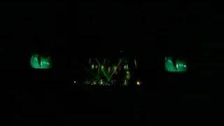 Björk - Declare Independence (Live Glastonbury 2007)