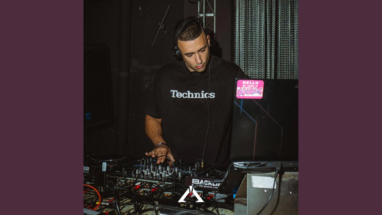 Manu M R Manu M R - Vulkan 1º Aniversario Bilbao (Sala NON) 20.09.2025 - YouTube