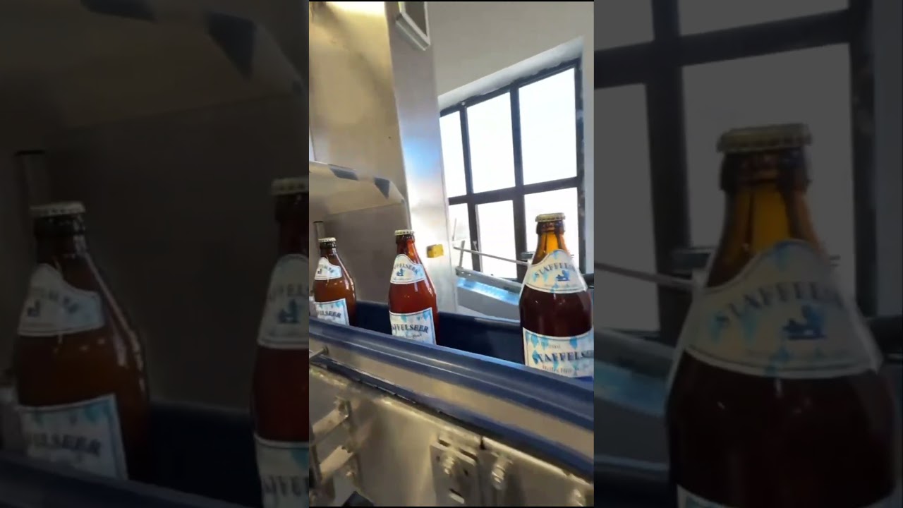 Staffelseer. Flaschen waschen, füllen, einpacken und dann genießen. Zwei Worte: Ein Bier.