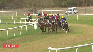 Vidéo de la course PMU PRIX DU CONSEIL MUNICIPAL DE DAMMARIE-LES-LYS