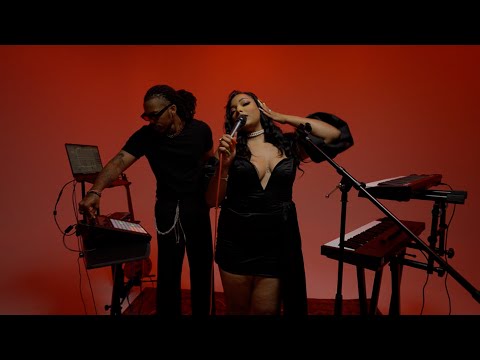 88Wess Kiya Lacey HOT Performance Video