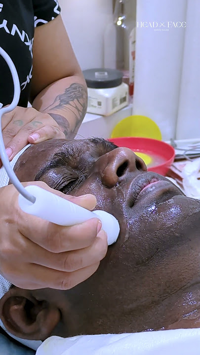 Crystal Dermalux Facial | Hydra | #headandfaceunisexsalonkochi #beauty #fashion #skincare #shorts