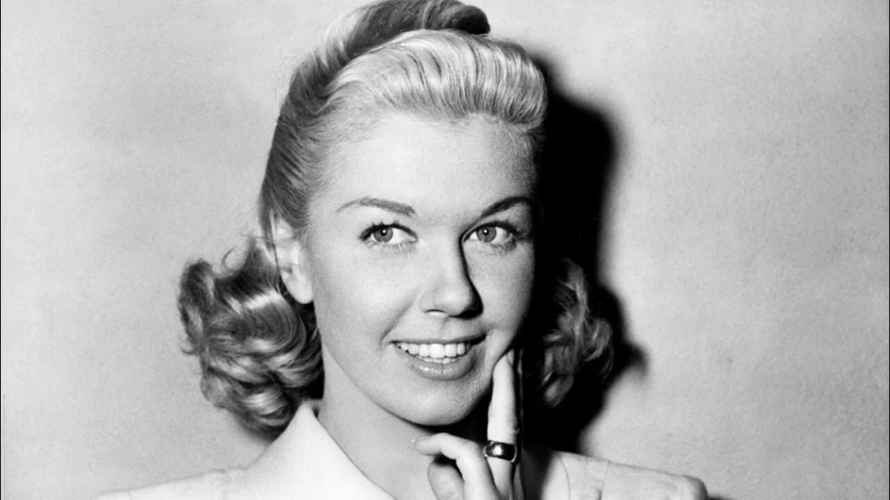 Doris Day - The Christmas Waltz Doris Day - The Christmas Waltz