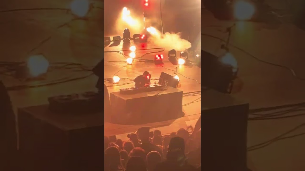 SKRILLEX DROPS A DRUM & BASS REMIX OF RUFFNECK (FULL FLEX)