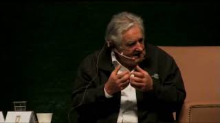 Conferencia Magistral: Educación, jóvenes y filosofía de vida, por: Pepe Mujica.