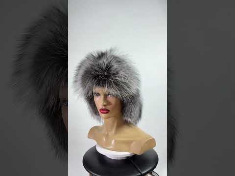 Зимова хутряна шапка-вушанка з натурального хутра лисиці унісекс, видео 4