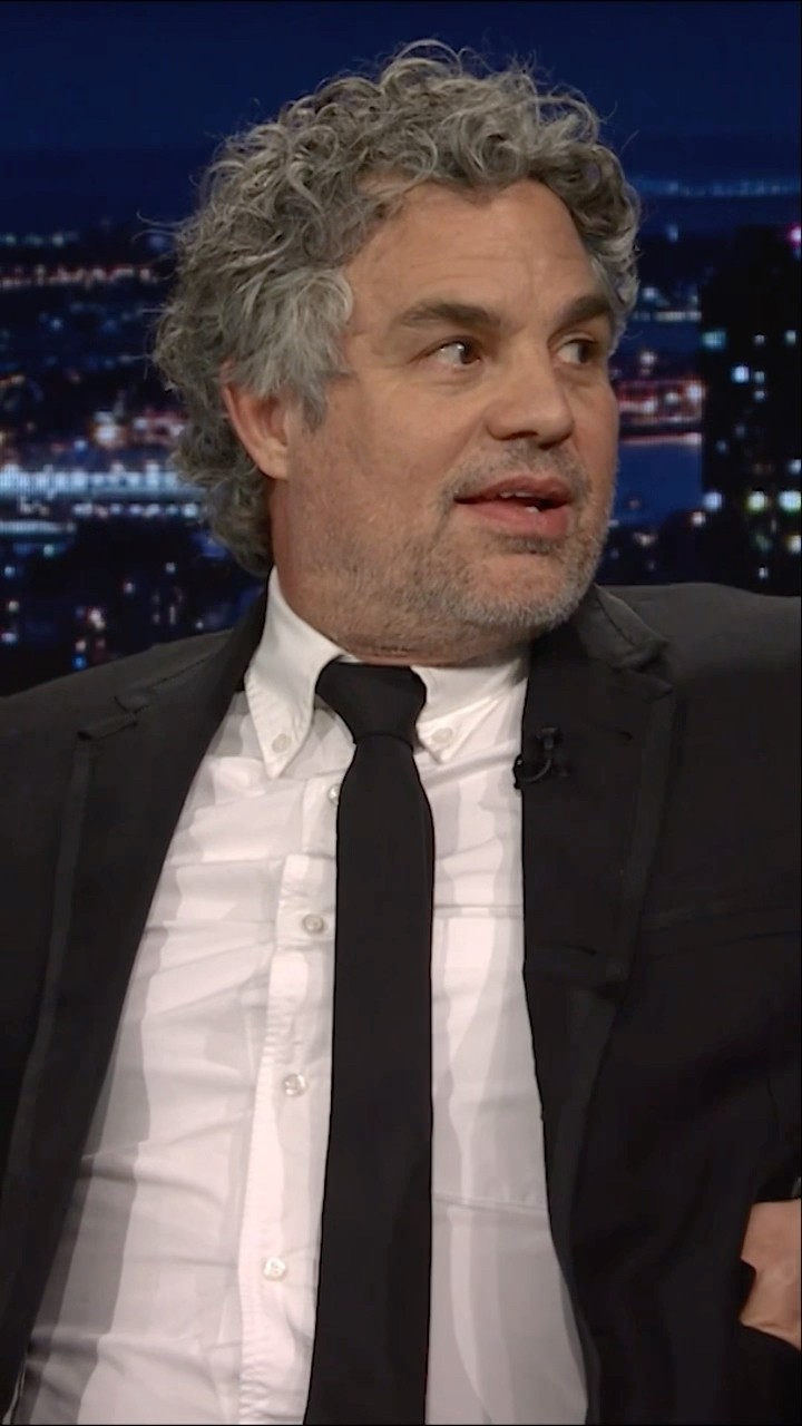 #MarkRuffalo plays a “petty dictator” in #Mickey17. Sound familiar? ? #FallonTonight