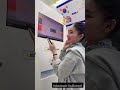 Ayu Ting Ting selfie di museum Seoul