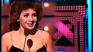 Shirley Bassey - S' Wonderful / Arthur's Theme (Best You Can Do) (1984 Live at The Palladium)