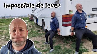 Mal équipé, je suis incapable de lever le car pour faire une intervention !!! screenshot 4