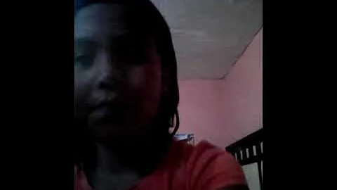 Peinar a su mueca o  mueco