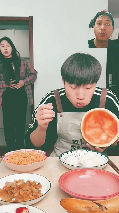 Eat with girlfriend #cover #coversong #asmrmukbangdessert #spicyfood