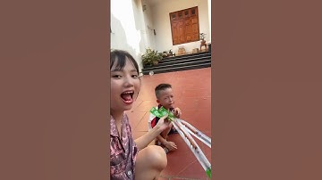 Tăm cay bị mẹ tham lam cướp mất pipi gào khóc thương quá #shortvideo #funny