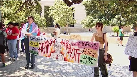 Dozens protest Gov. Abbott’s policies in downtown Austin | FOX 7 Austin