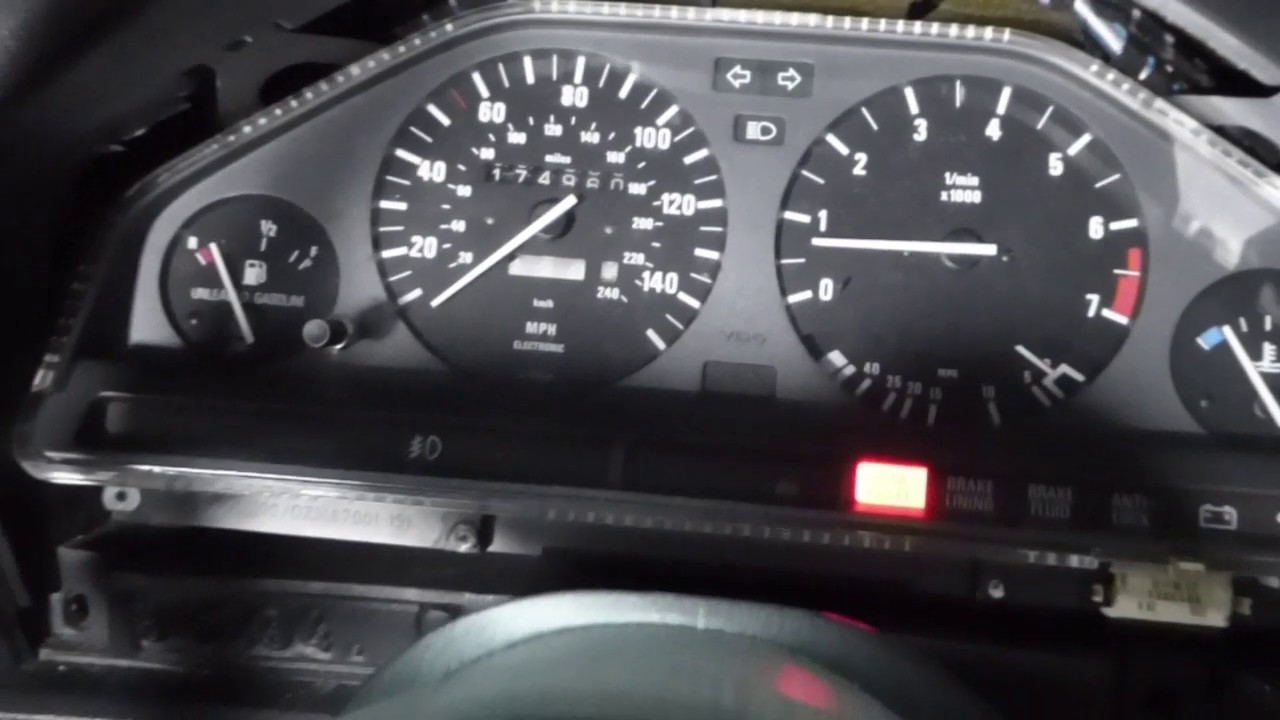 Normal operation of a BMW 3 series E30 instrument cluster - YouTube