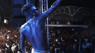 Shatta Wale performs with Pope Skinny