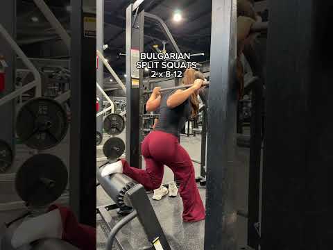 my FAVORITE 4 exercises to grow my glutes 😚😚 simplicity + consistency is the way to go #gluteday