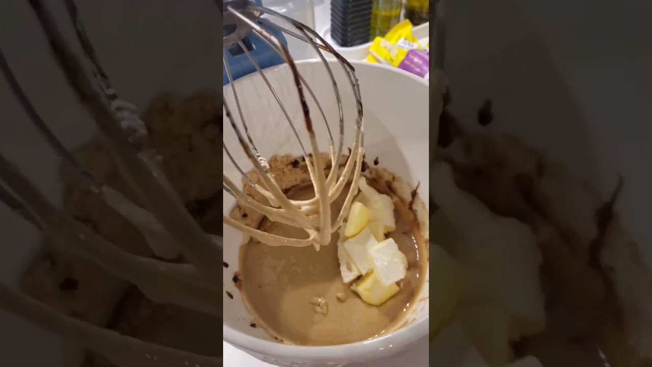 Chocolate Chip Cookies in less than 60 seconds 