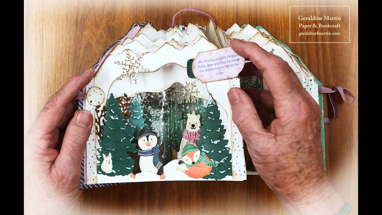 Carousel Book: A Beanie for the Snowman