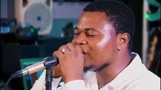 DELPHIN MUKENDI, MOTEMA NANGA KEBA, IL CHANTE AVEC TOUT LE CŒUR ET ÇA FEUT PLEURE😭😭