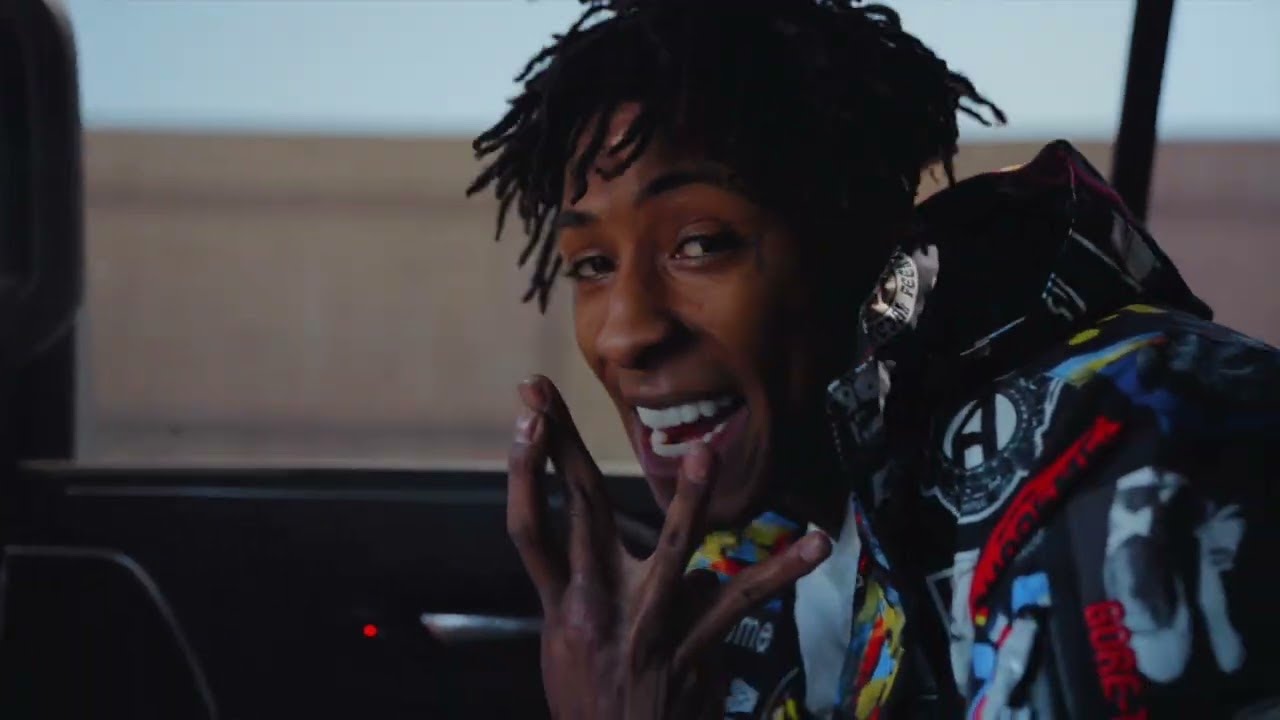 Bandz - Live [Official Music Video]