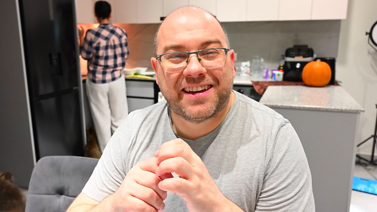 МАМИНА КОШКА ЛИЗА, ТАКОЕ ЛЮБИТ❗❗❗ВЫ РЕАЛЬНО УДИВИТЕСЬ❗❗❗