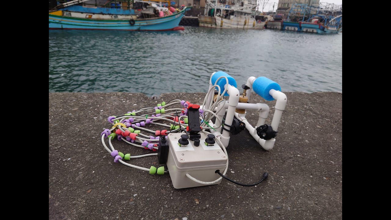Facebook Live by Horus module under sea - YouTube