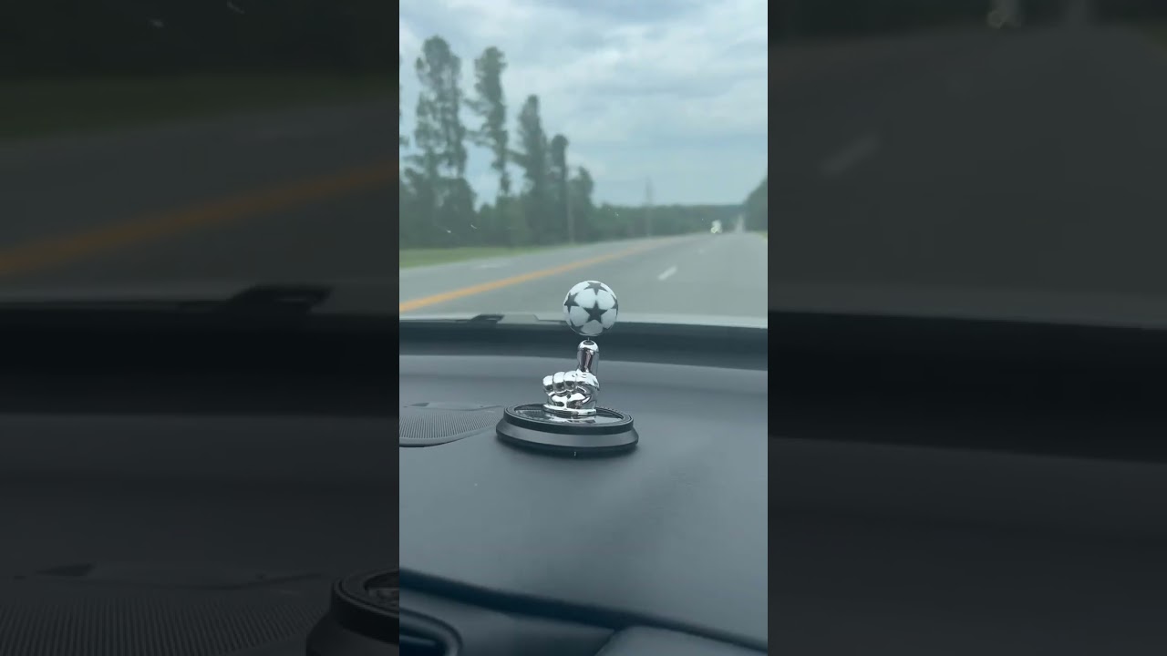 Solar-Powered Rotating Football Car Air Freshener, Essential Oil/Perfume 