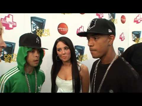 N-Dubz reveal their nudist beach experiences!