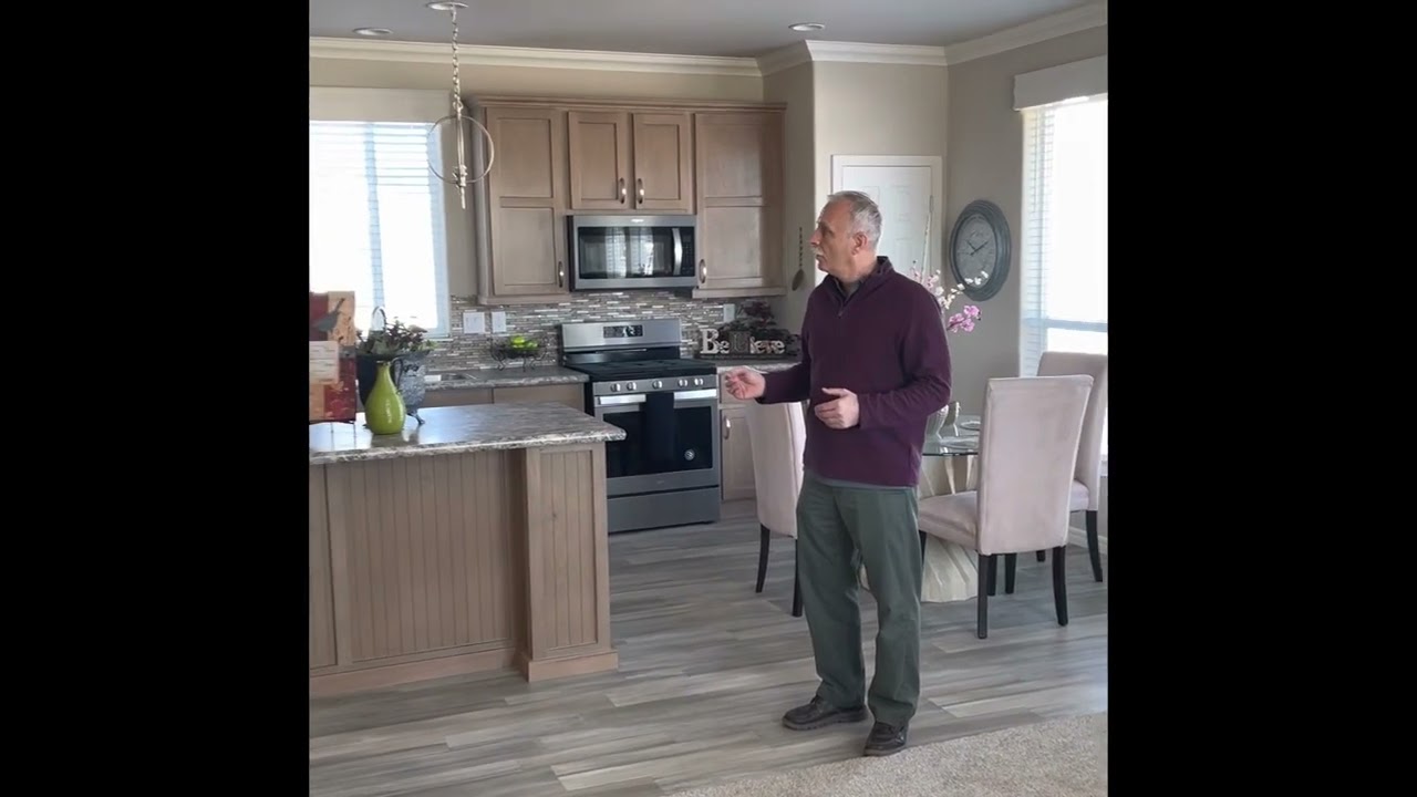 Amazing 2 bedroom by Cavco Durango