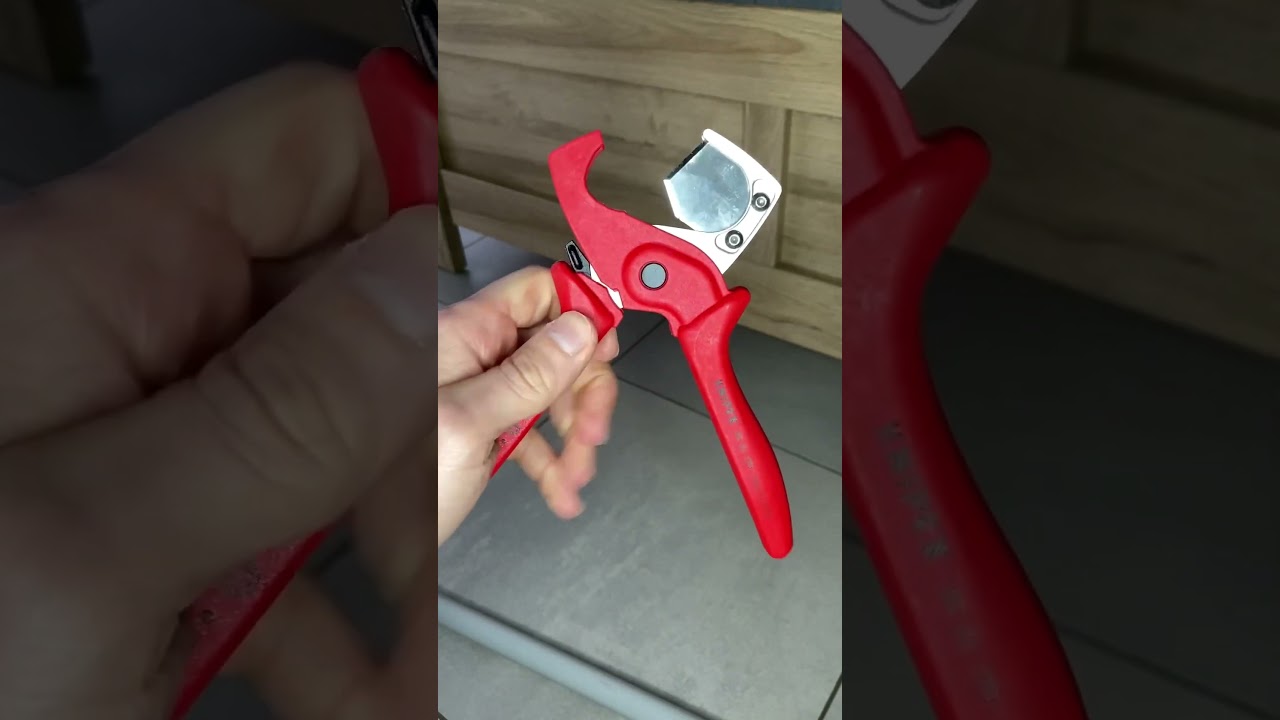 Pince coupe-tube Knipex 