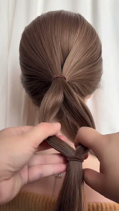 When attending a New Year s Day party I wore a new Chinese-style side updo#Hairstyle