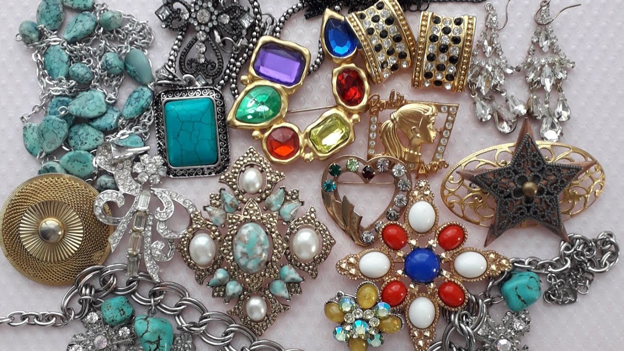 Распаковка винтажной бижутерии