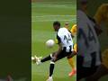 Isak ULTIMATE Striker