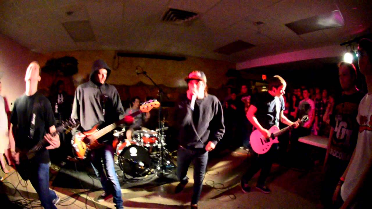 Barrier - Cut Throat (Live) Apr. 7th - YouTube