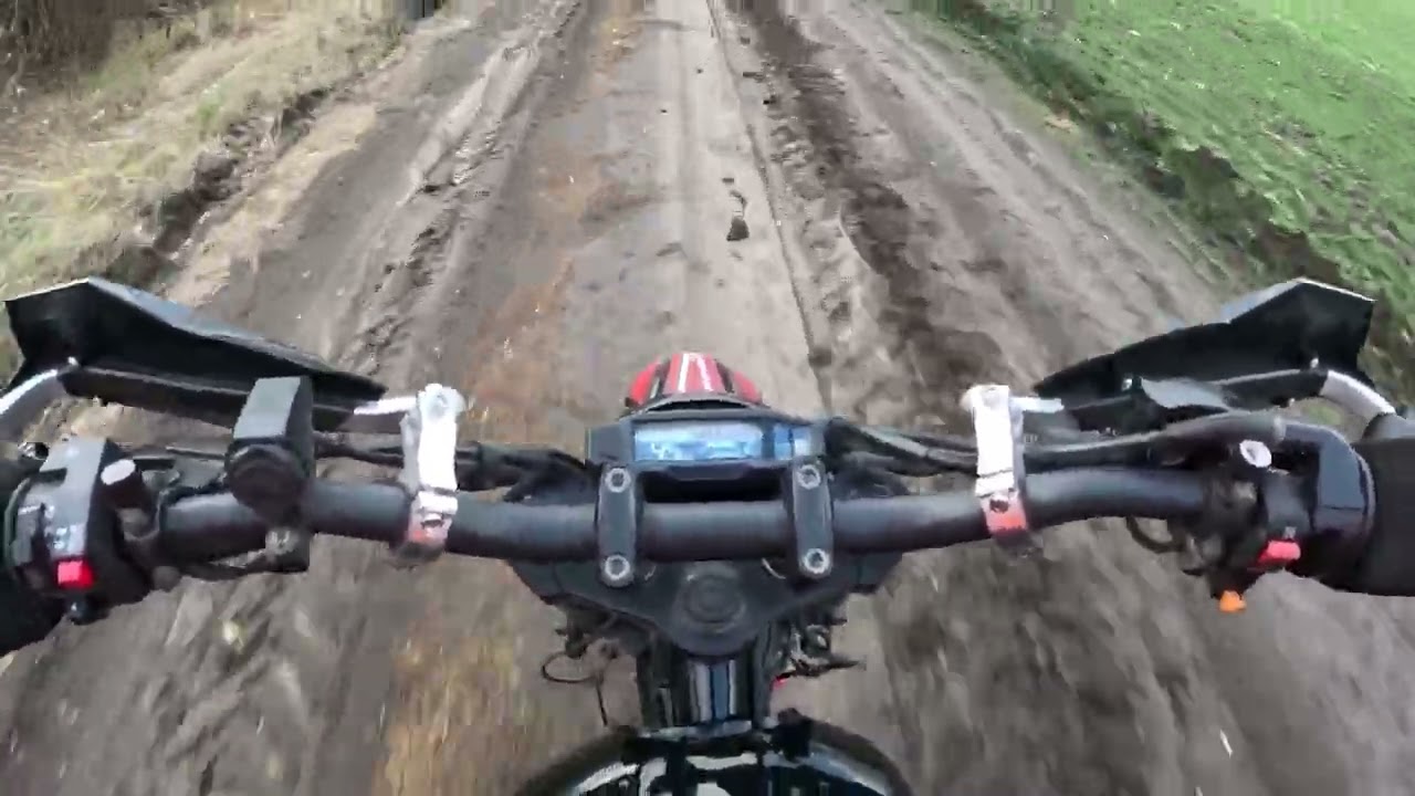 Покатуха на Geon Rockster 250