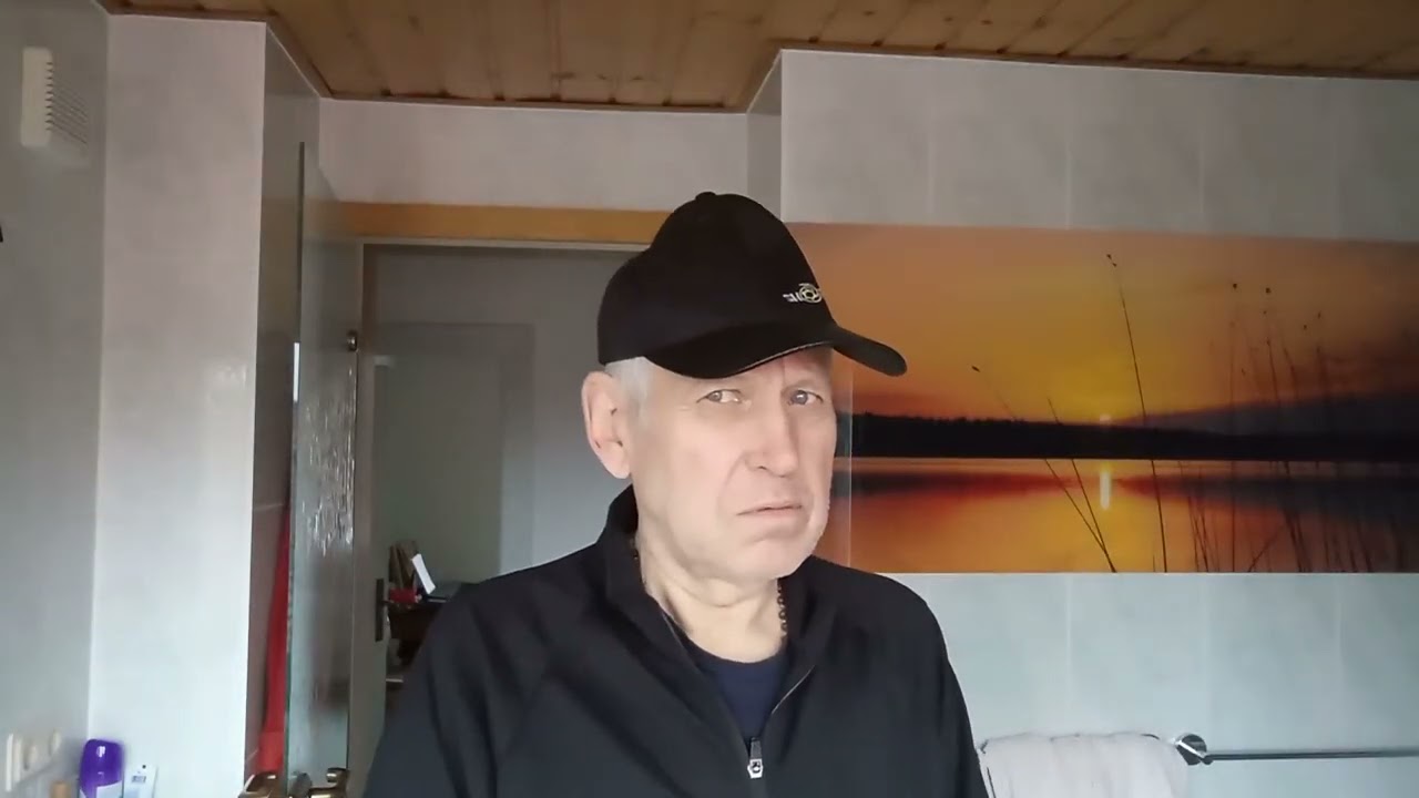 Подборка головного убора к предстоящей поездке