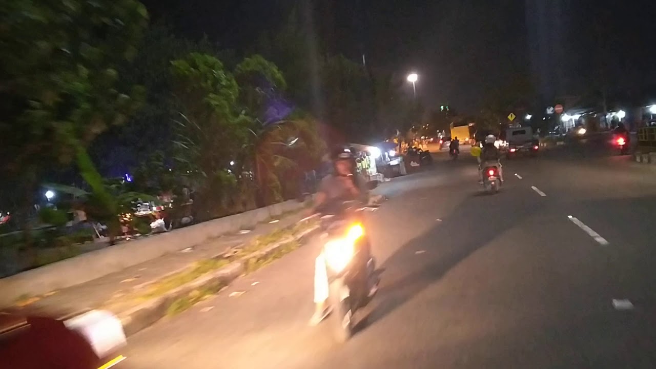 Pantai Padang di malam hari YouTube