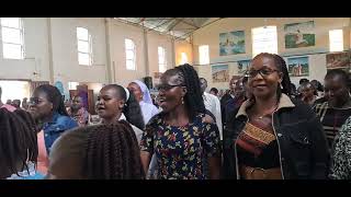 Yesu Kristo ni Mfalme by St. Cecilia Choir - Chuka