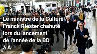 Le ministre de la Culture Franck Riester chahuté lors du lancement, à Angoulême, de l'année de la BD