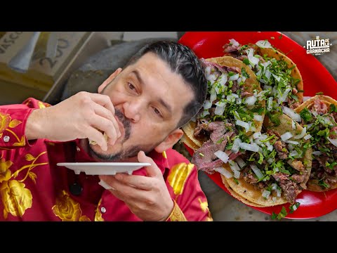 Video thumbnail: Así empezó la CARRERA de LUIS ANGEL EL FLACO, nos cuenta todo mientras comemos TACOS de CABEZA