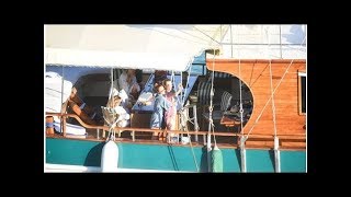 Burçin Terzioğlu Arkadaşlarıyla Tatilde