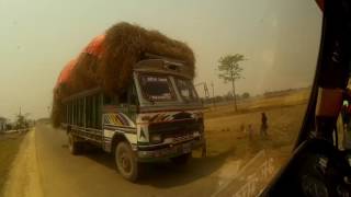 Nepali truck loading by nonkonform1st 510 views 7 years ago 32 seconds