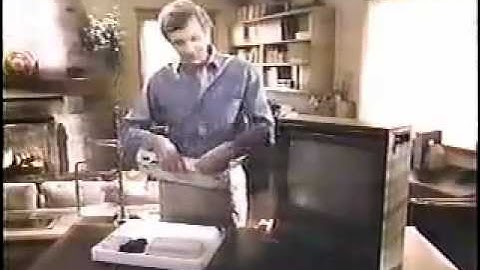 Atari XL computer commercial with Alan Alda - "easy hook up"