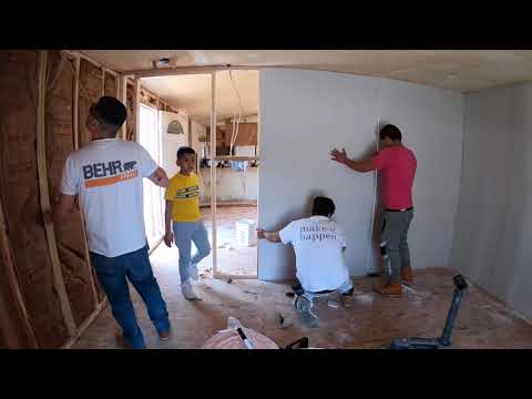 Video: ¿De qué están hechas las paredes interiores de las casas móviles?