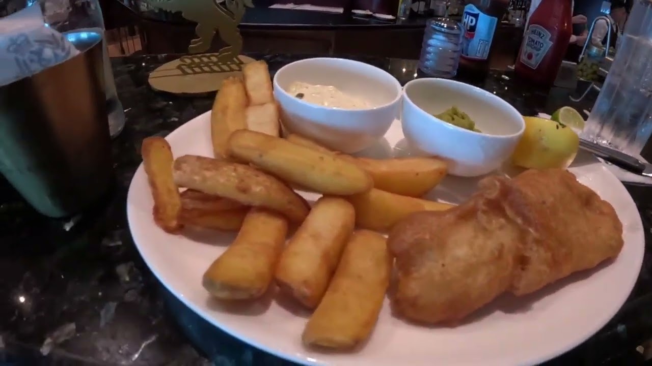 Golden Lion Pub  Queen Mary 2 Cruise Ship