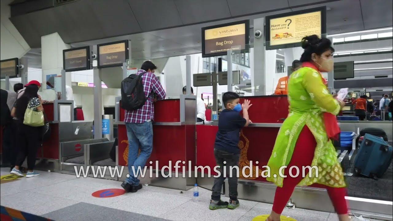 Vistara Airlines checkin and baggage drop counters at Delhi airport