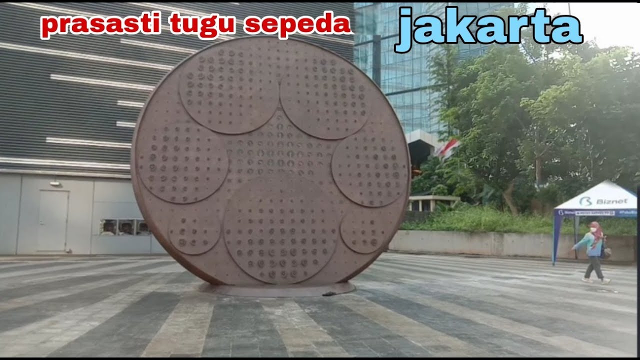 prasasti tugu sepeda