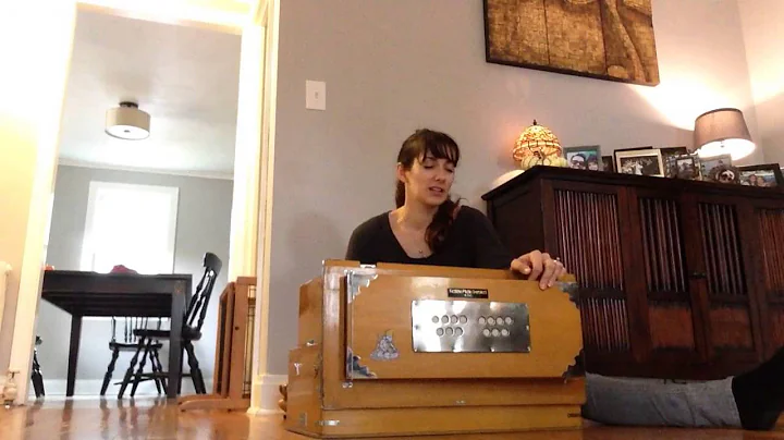 Chanting with Victoria Ladd